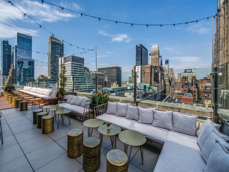 Monarch Rooftop wedding venue in New York, New York
