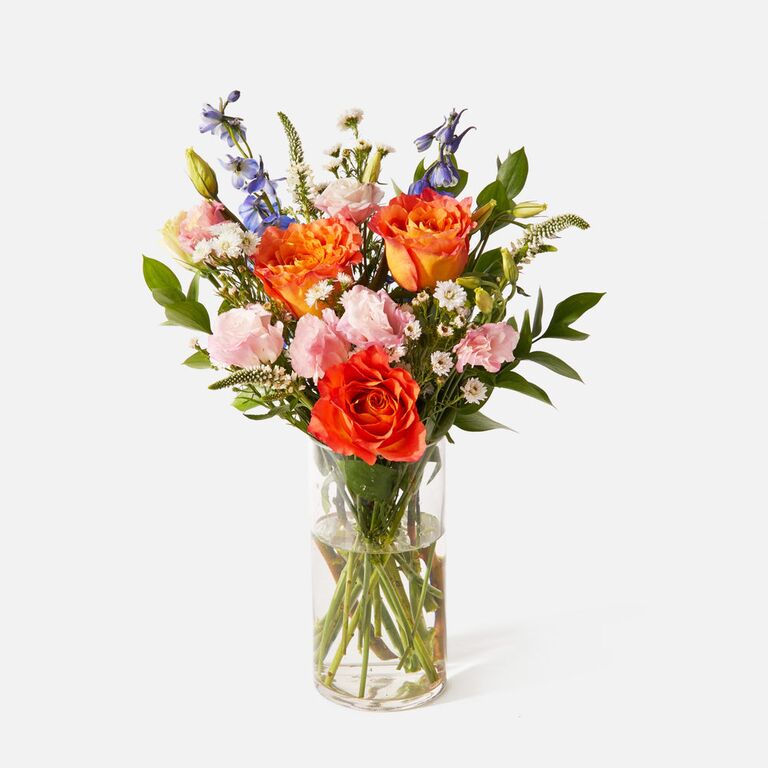 Fresh flower delivery Valentine's gift