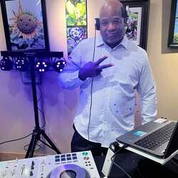DJKENNYMOE, profile image
