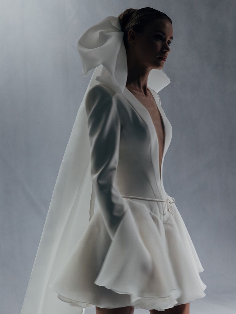 Oversized bow from WONÀ Concept